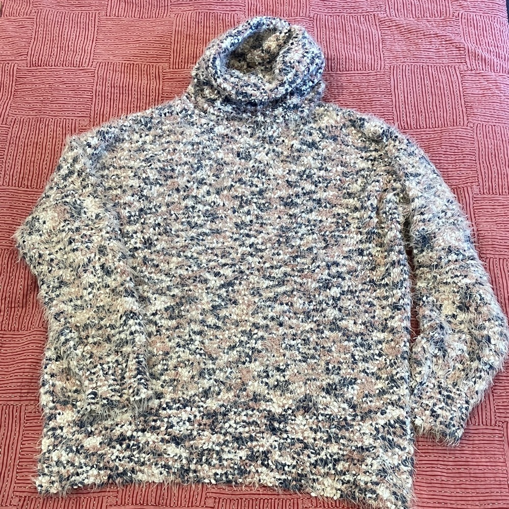 Lost + Wander fuzzy Speckled Turtleneck oversized Sweater
